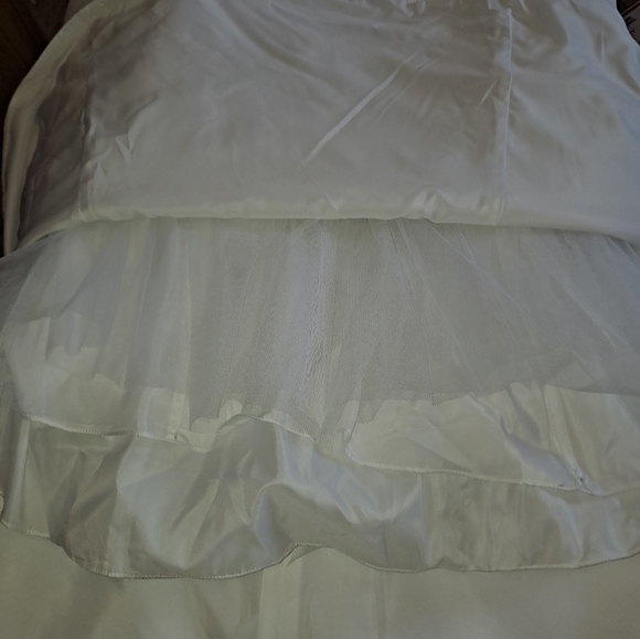 David's bridal wedding dress size 5 - 7 - Picture 7 of 15